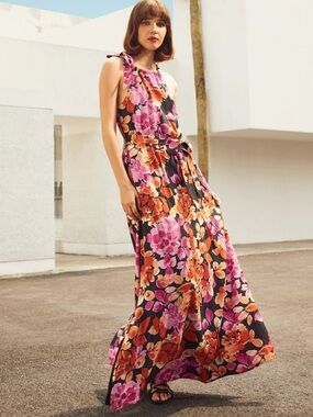 ModCloth Halter Floral Maxi Dress